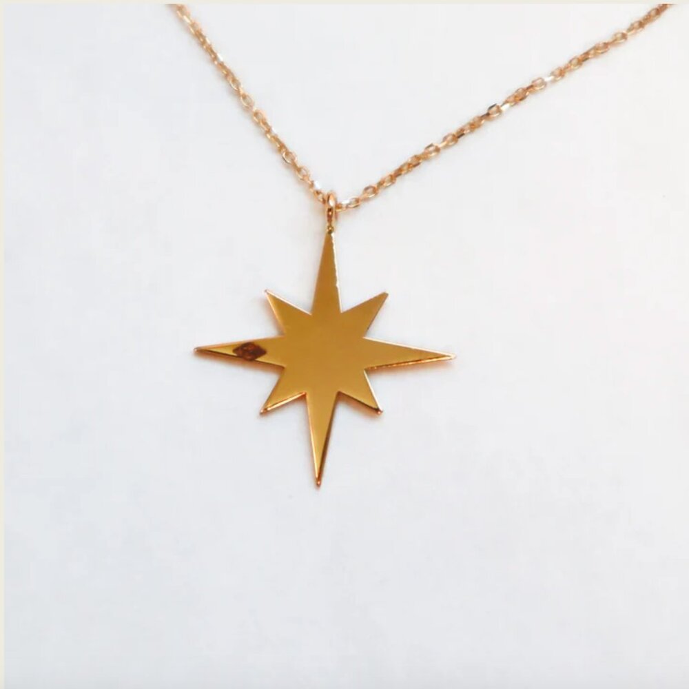 18K Shooting Star Necklace - Picture 2 of 4